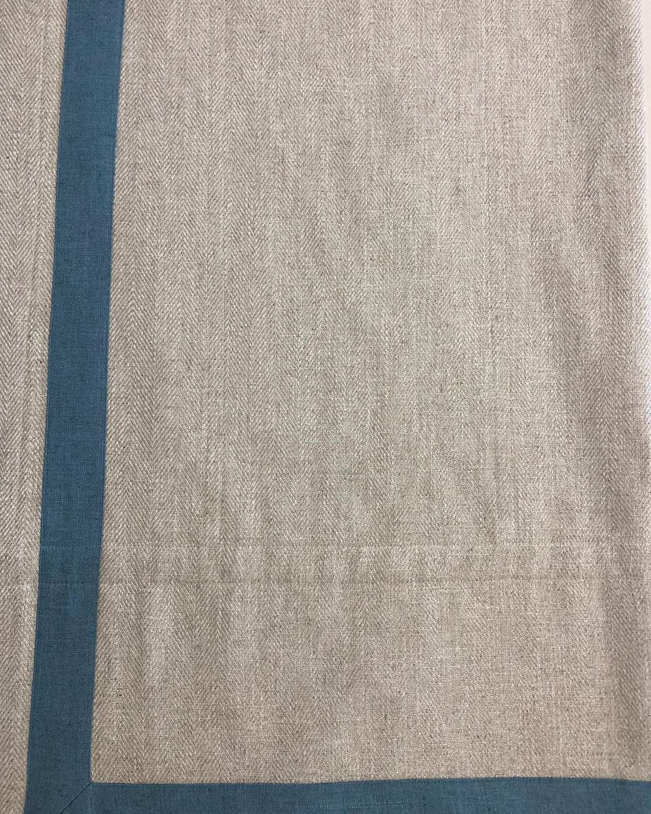 Linen roman blind with a bound edge