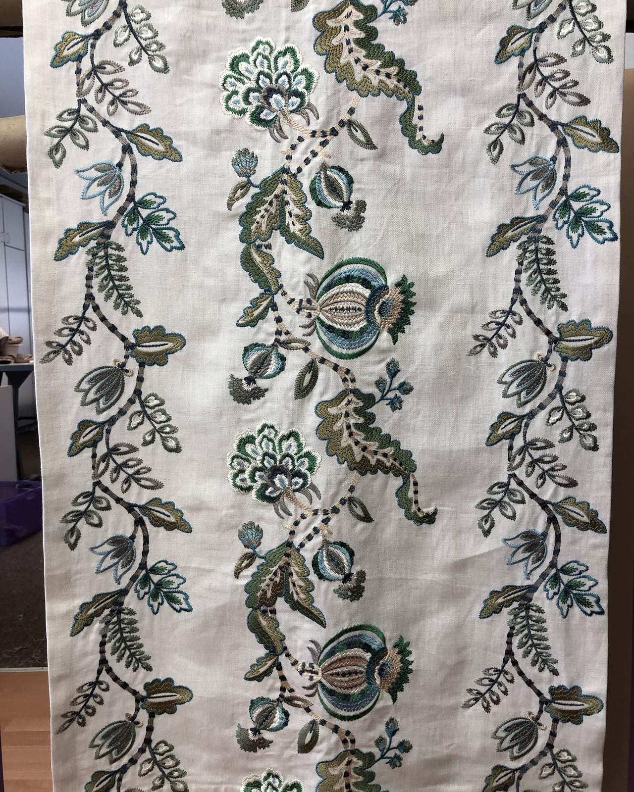 Panel curtains with a precisely matched pattern repeat